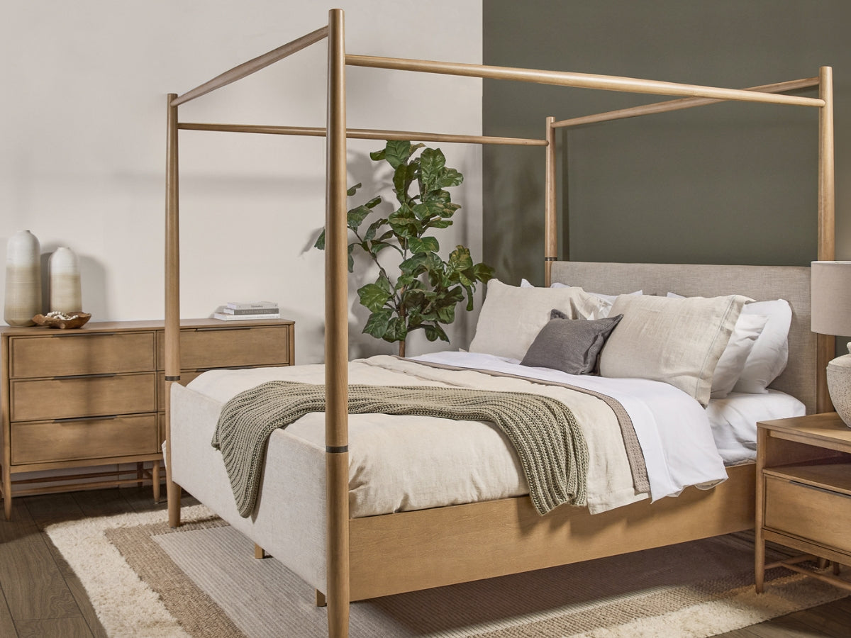 Charlotte Canopy Bed - Blonde - King