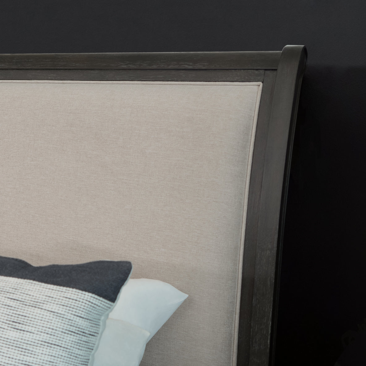 Audrey Sleigh King Bed, Gray